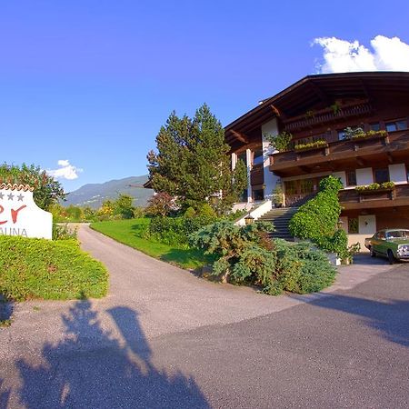 Garni - Hotel Rinner Julia Latsch Exterior foto